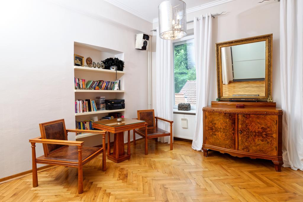 Neoclassical Luxury Apartment Ljubljana Exterior photo