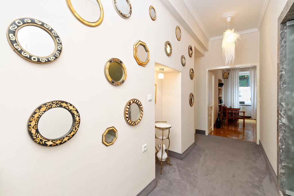 Neoclassical Luxury Apartment Ljubljana Exterior photo